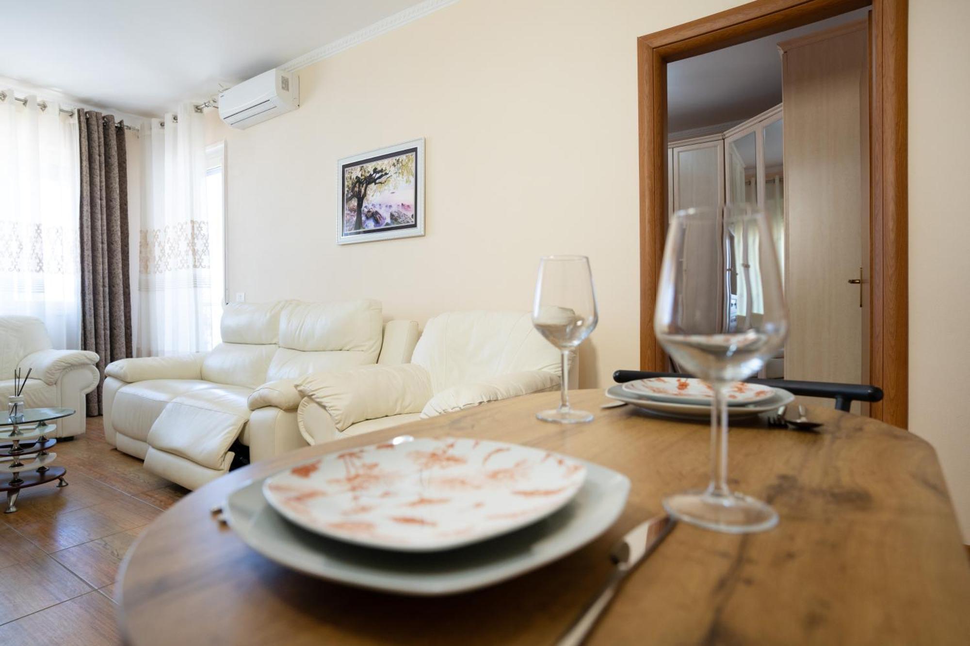 Sea View-Apartment On The Beach - Durrs2 Durrës Eksteriør bilde