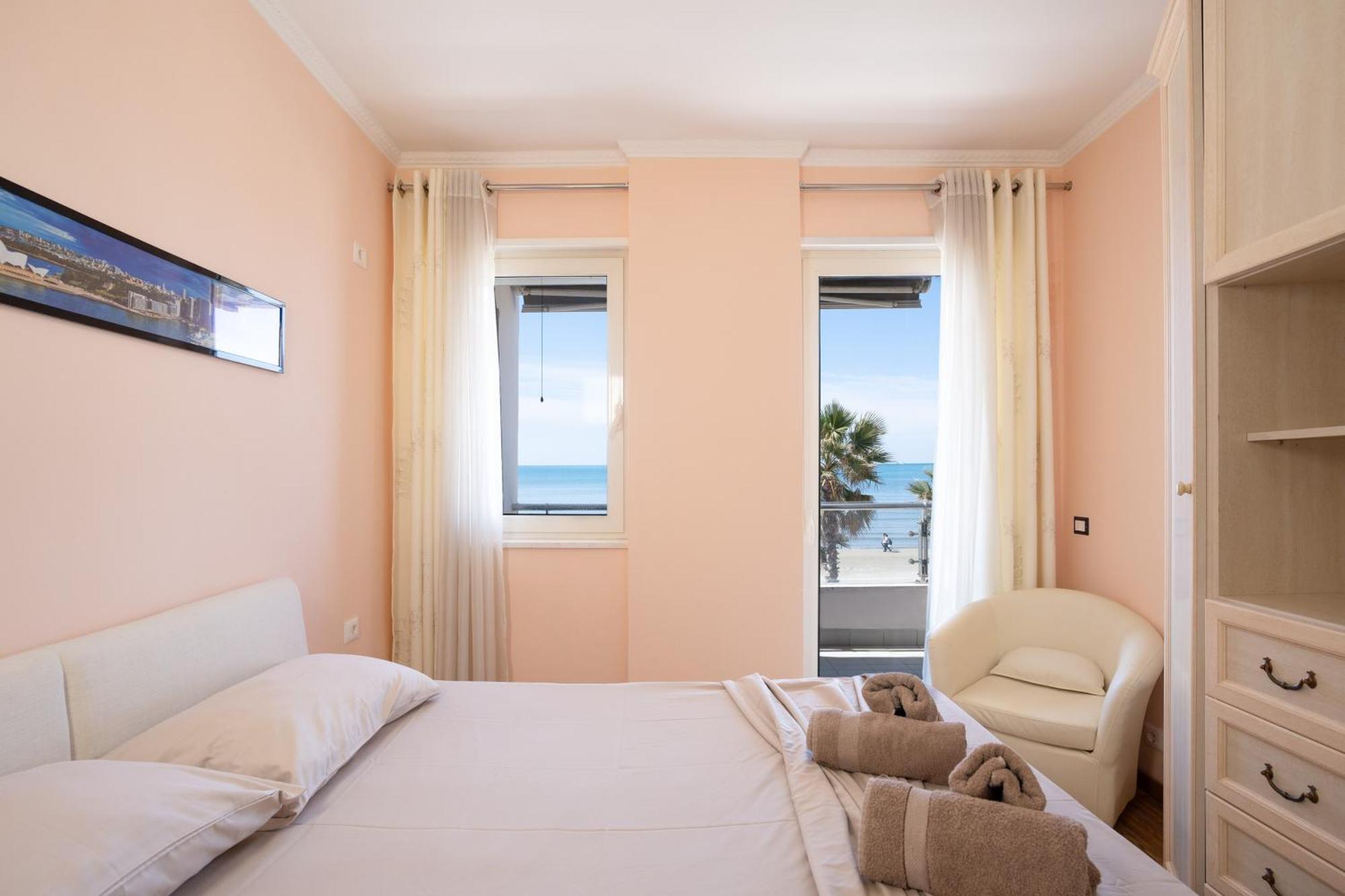 Sea View-Apartment On The Beach - Durrs2 Durrës Eksteriør bilde